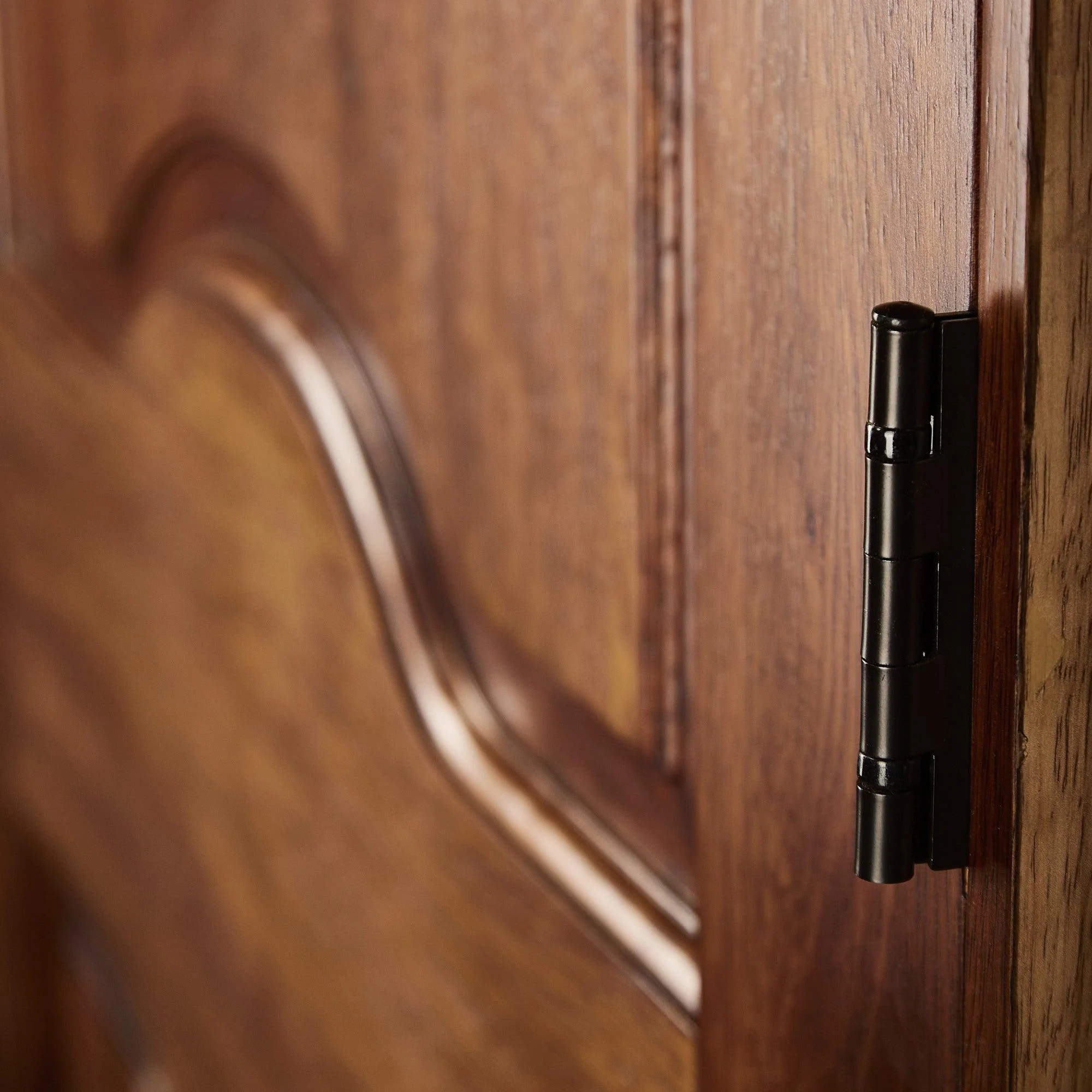 36" Prehung Rustic Mahogany Entry Door System (Speakeasy Iron Knocker) - Image 4
