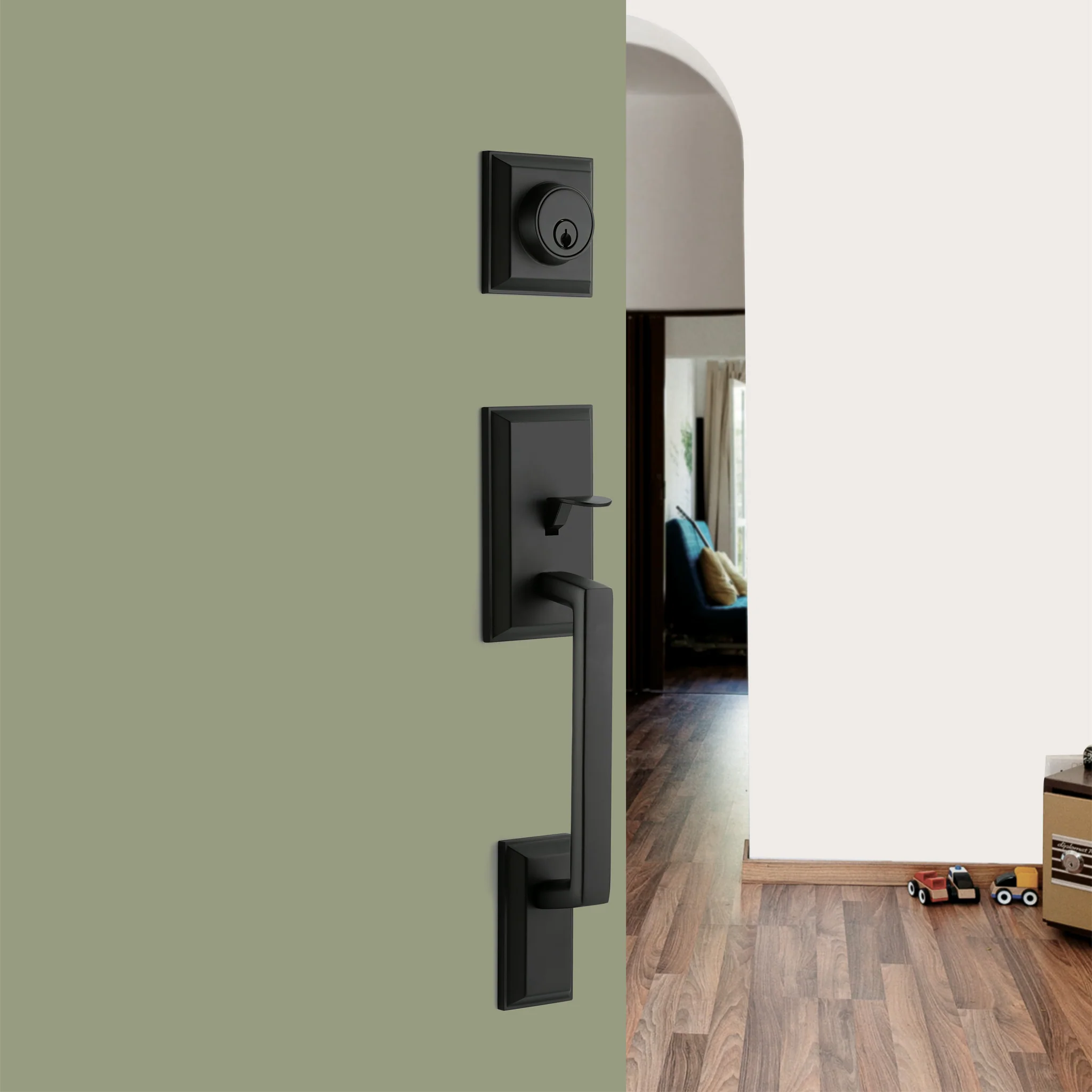 Ellington Entry Lockset - Image 2